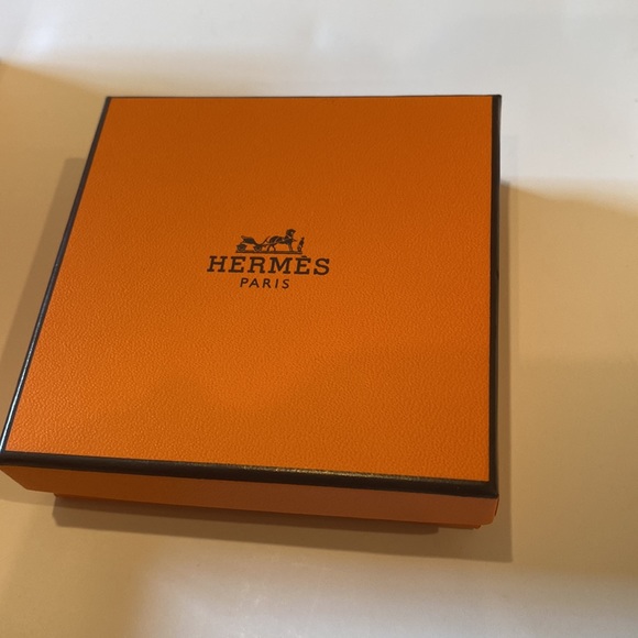 HERMES (4) BOXS AND (4) SMALL BOOKS - Picture 4 of 11